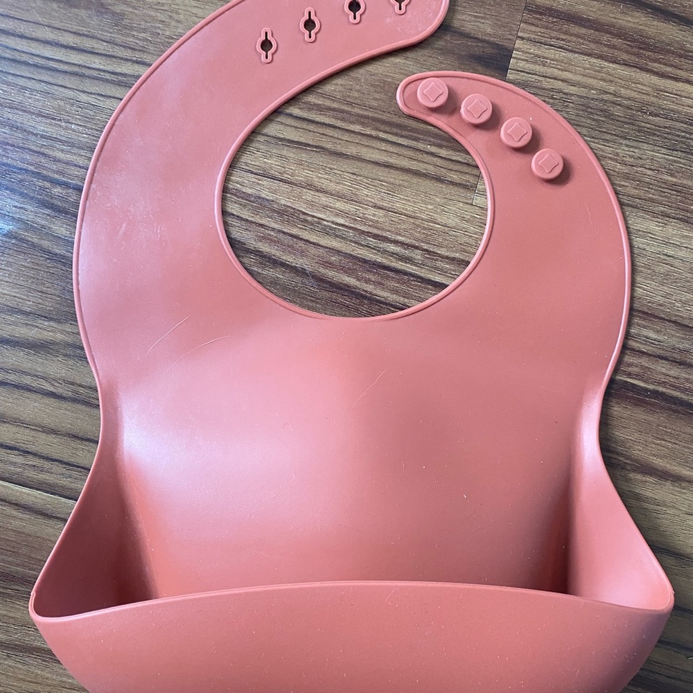 Mushie Bib